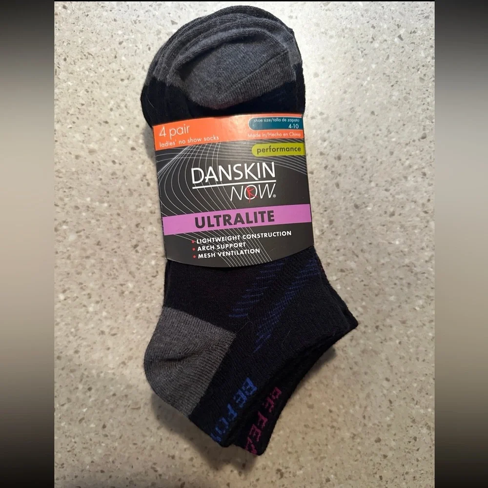 Danskin Now Women’s Ultralite No-Show Socks - Black & Gray (4 Pack)